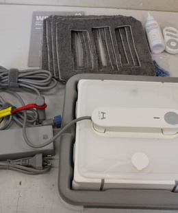  SALE OUT. Hutt Windows Cleaning Robot W9  Hover