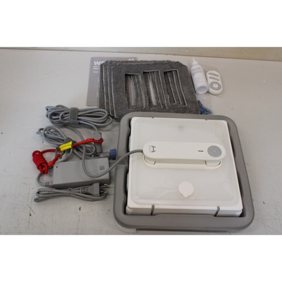  SALE OUT. Hutt Windows Cleaning Robot W9