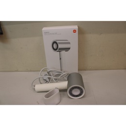 Fēns SALE OUT. Xiaomi Water Ionic Hair Dryer H500 EU | Xiaomi | Water Ionic Hair Dryer | H500 EU | 1800 W | Number of temperature settings 3 | Ionic function | White | USED