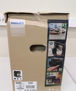  SALE OUT. Philips Series 5500 LatteGo EP5549/70 Automatic Coffee Machine  Hover