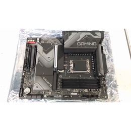  SALE OUT. GIGABYTE Z790 GAMING X 1.0 M/B | Gigabyte Z790 GAMING X 1.0 M/B | Processor family Intel | Processor socket  LGA1700 | DDR5 DIMM | Memory slots 4 | Supported hard disk drive interfaces 	SATA