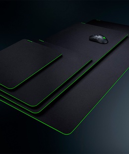  Razer | Gigantus V2 Soft | XXL | Rubber foam | Gaming mouse pad | 940 x 4 x 410 mm | Black  Hover