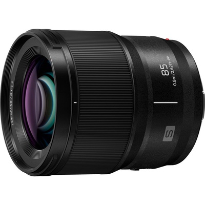  Panasonic Lumix S 85mm f/1.8 lens